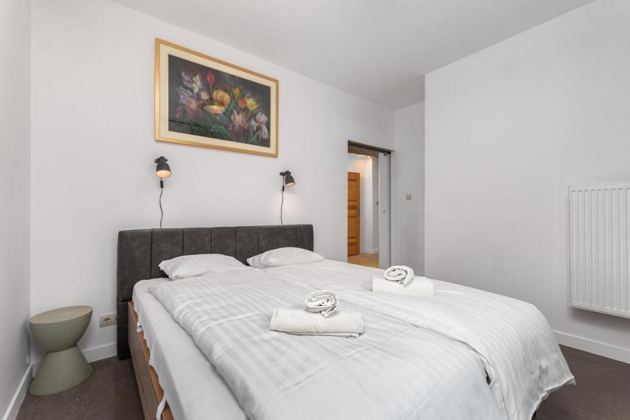Bialobrzeska 30 By Homeprime Varsovia Exterior foto
